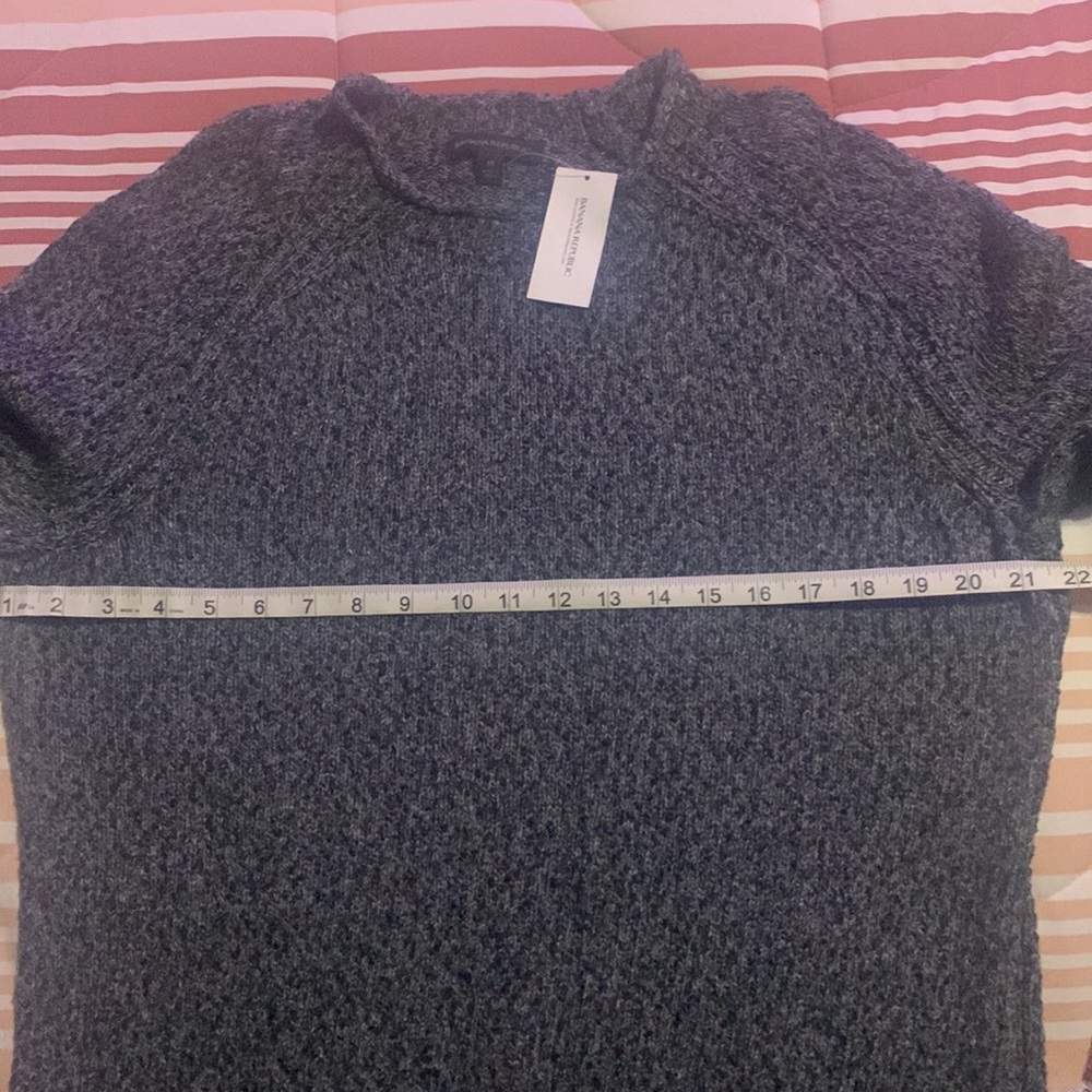 Banana Republic blue navy knit sweater - Picture 8 of 9